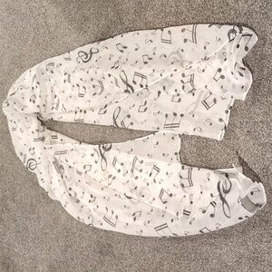 Music note scarf